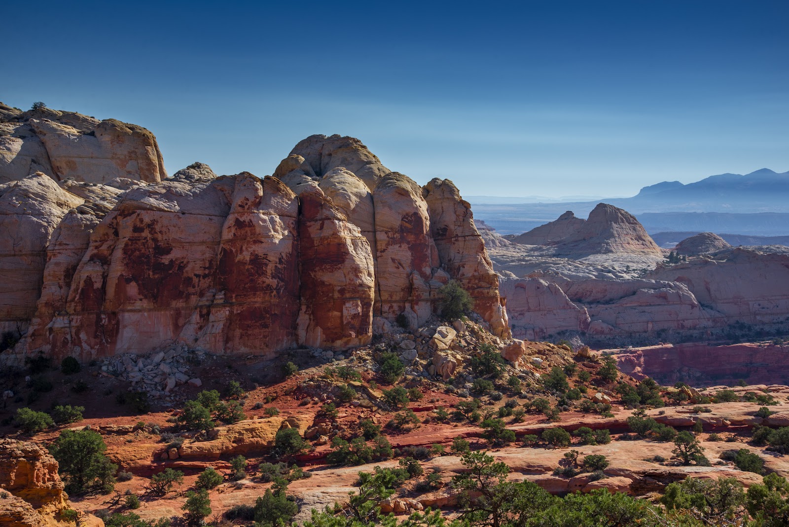 Hickman Bridge Trail near Capitol Reef National Park, Utah, USA