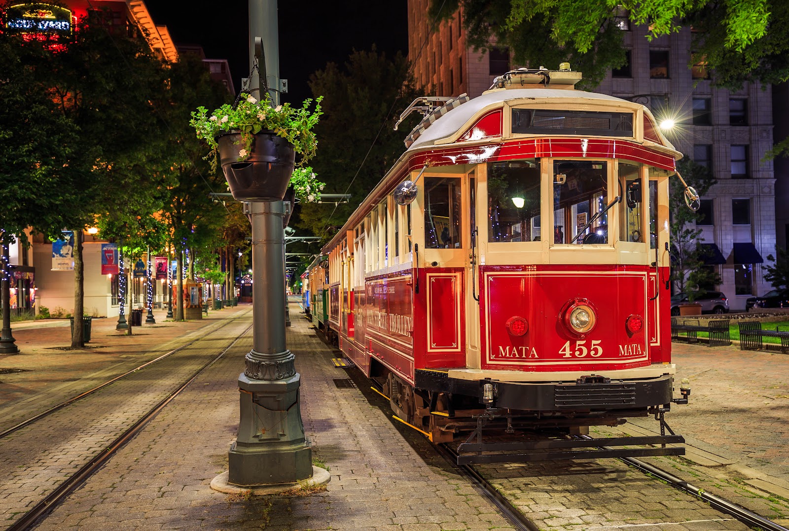Getting around in Memphis, Tennessee, USA