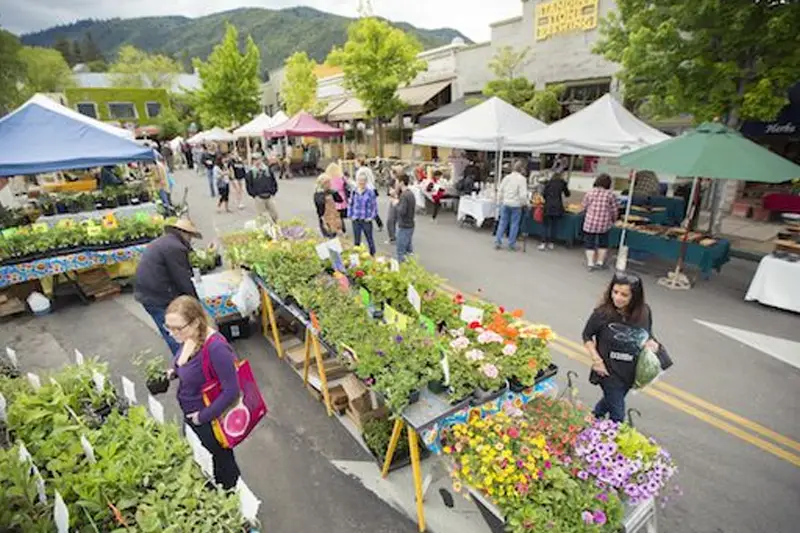 Explore Ashland, Oregon