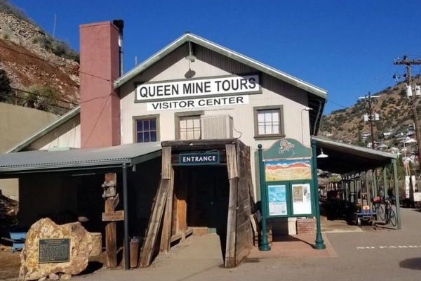 Queen Mine Tour Bisbee Arizona entrance