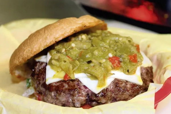 Green Chile Cheeseburger