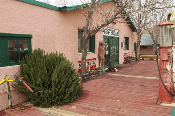 Historic Inn near Chlorida