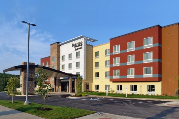 Fairfield Inn & Suites Decorah