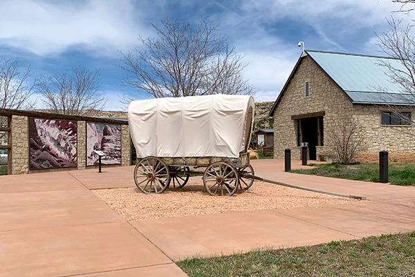 Hole-in-the-Rock Heritage Center
