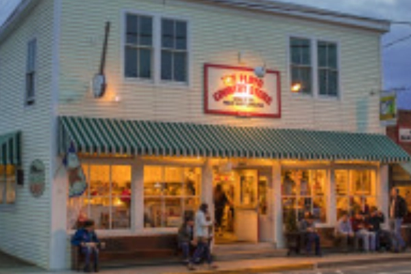 Floyd Country Store Café