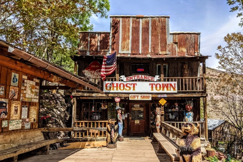 Explore Jerome, Arizona