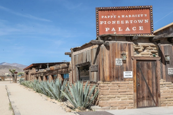 Pappy & Harriet's Pioneertown Palace