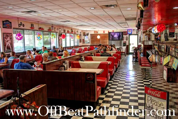 Retro Peggy Sue's Diner