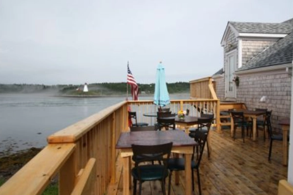Water Street Tavern & Inn, Lubec