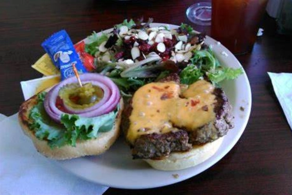 Brick House Eatery Monticello