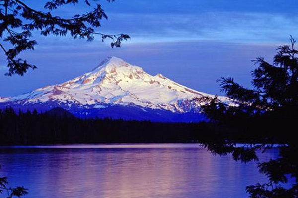 Lost Lake Resort with Mount Hood view