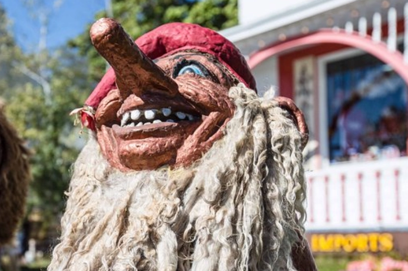 Explore Mount Horeb, Wisconsin