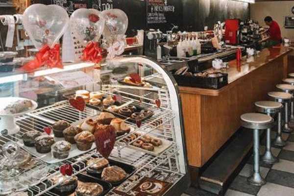 Schubert's Diner & Bakery