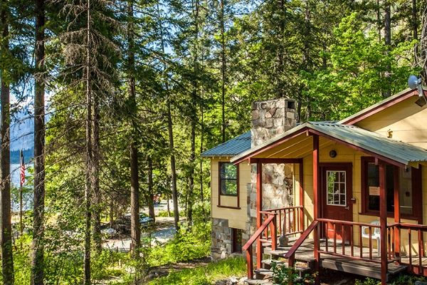 North Cascades Lodge at Stehekin