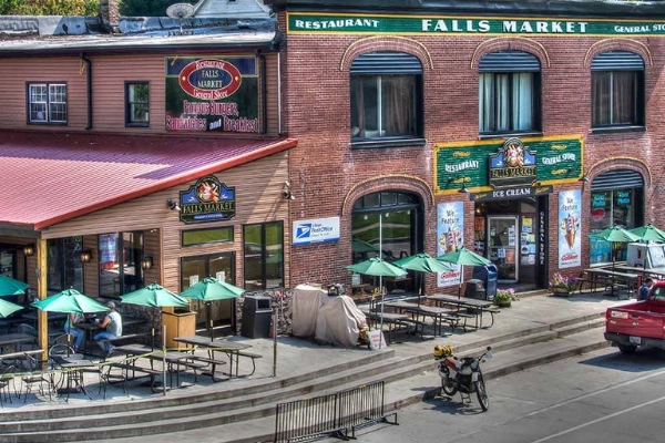 Falls Market Restaurant