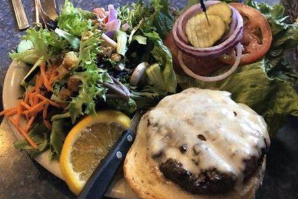 TJ's Cafe and Pub, Port Orford