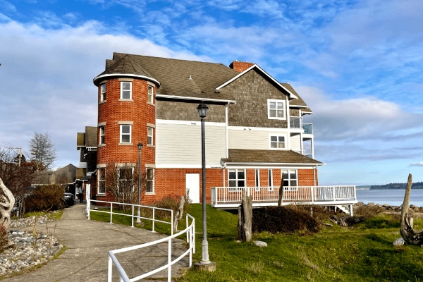 The Tides Inn & Suites, Port Townsend
