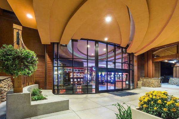 Redwood Inn, Klamath