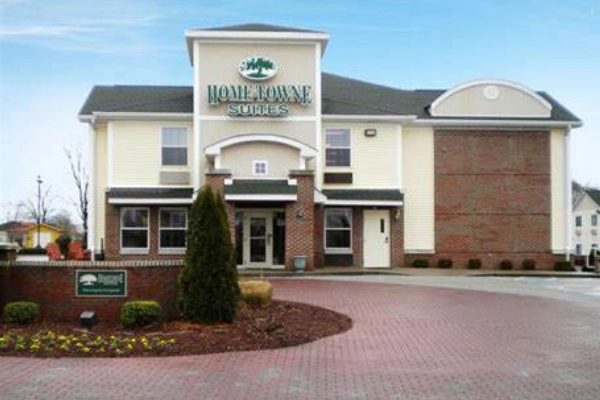 Luxury Lodging Nearby