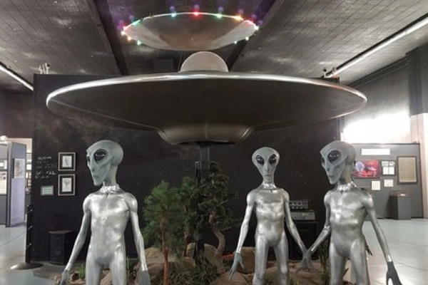 International UFO Museum and Research Center, Roswell