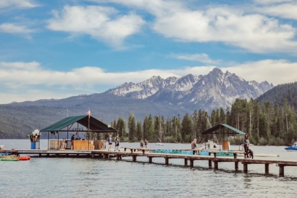 Redfish Lake Lodge cabins