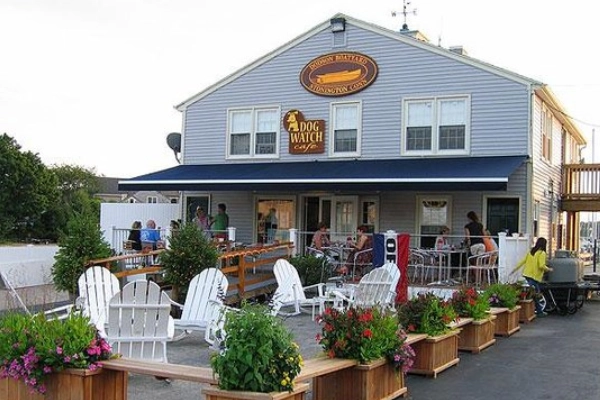Dog Watch Cafe, Stonington