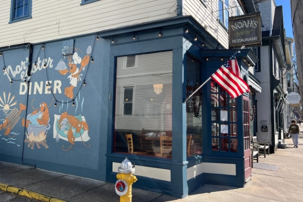 Noah's Restaurant, Stonington