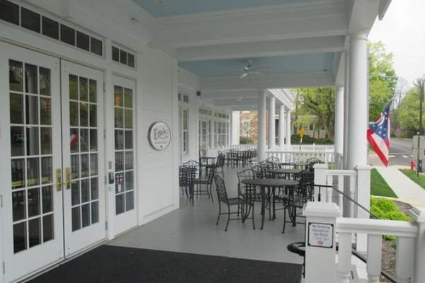 Mills Park Hotel, Yellow Springs