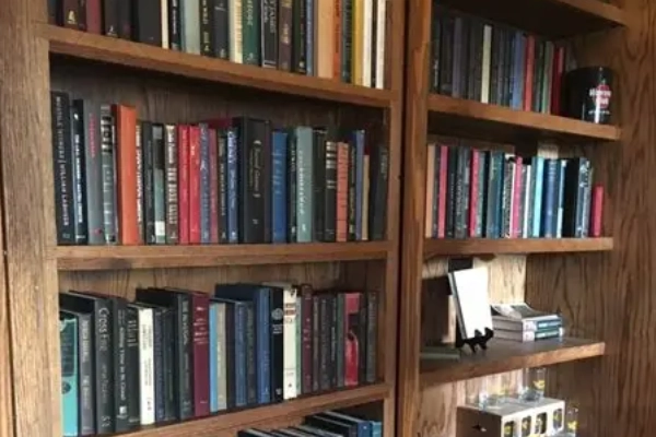 The hidden entrance to the Williams & Graham speakeasy