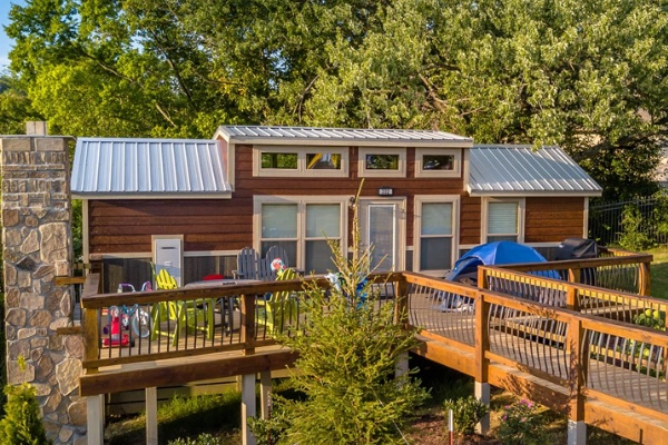A campsite along the river at the Pigeon Forge KOA