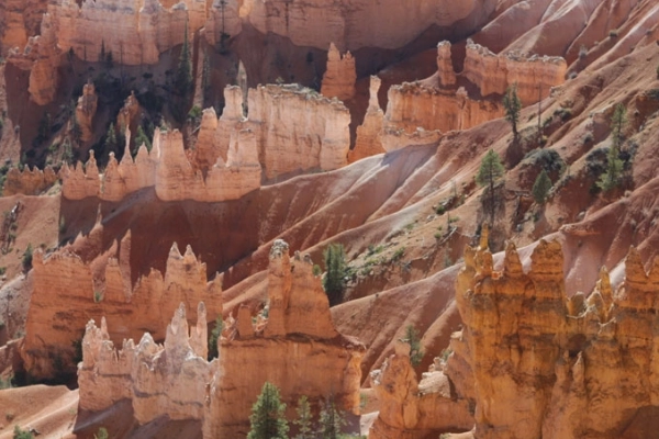 Colorful Paiute-inspired rock markers on a Bryce Amphitheater trail