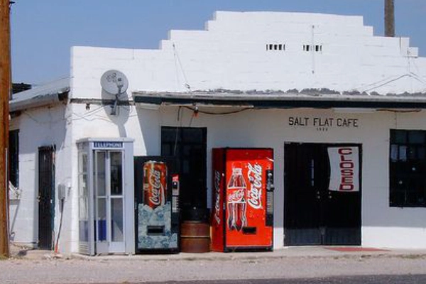 The homey exterior of the Salt Flat Café