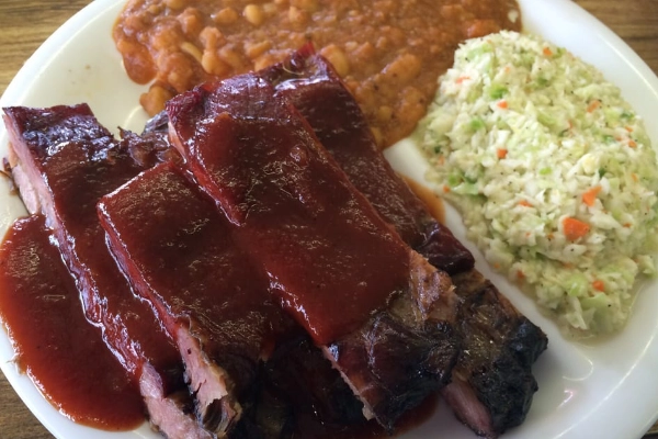 A classic barbecue plate from McClard’s Bar-B-Q