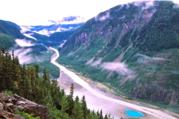 A scenic view from the Salmon River Overlook showing glacial erratics