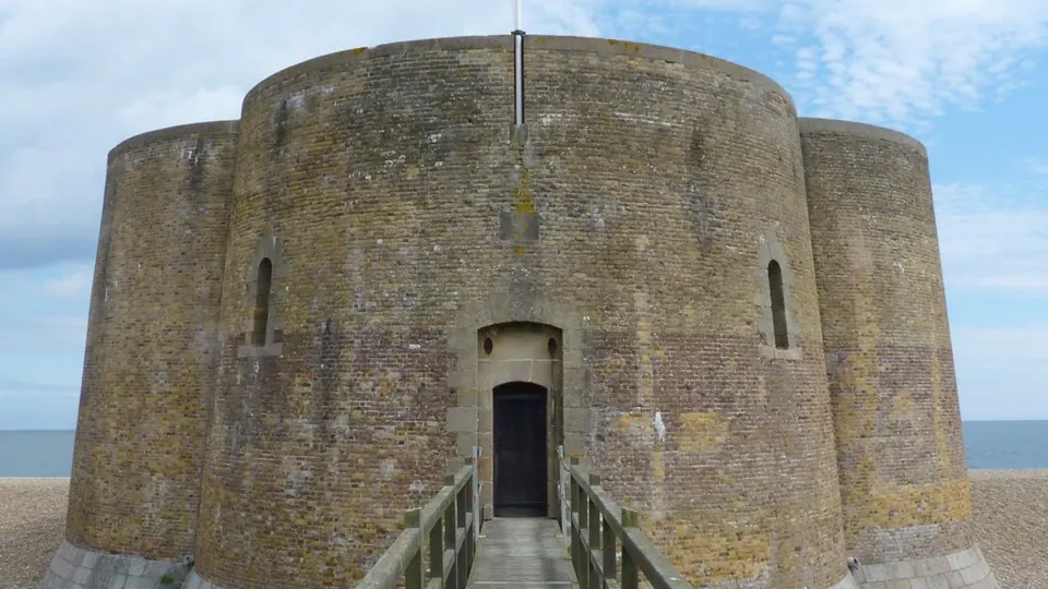 Aldeburgh destination photo: Aldeburgh Martello Tower front