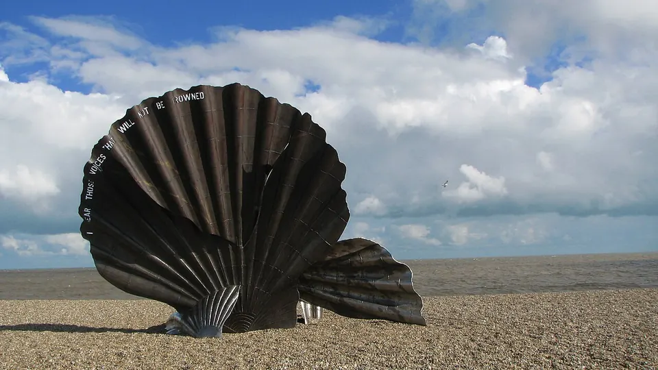 Aldeburgh destination photo: The Aldeburgh Scallop -on the beach -27Sept2007