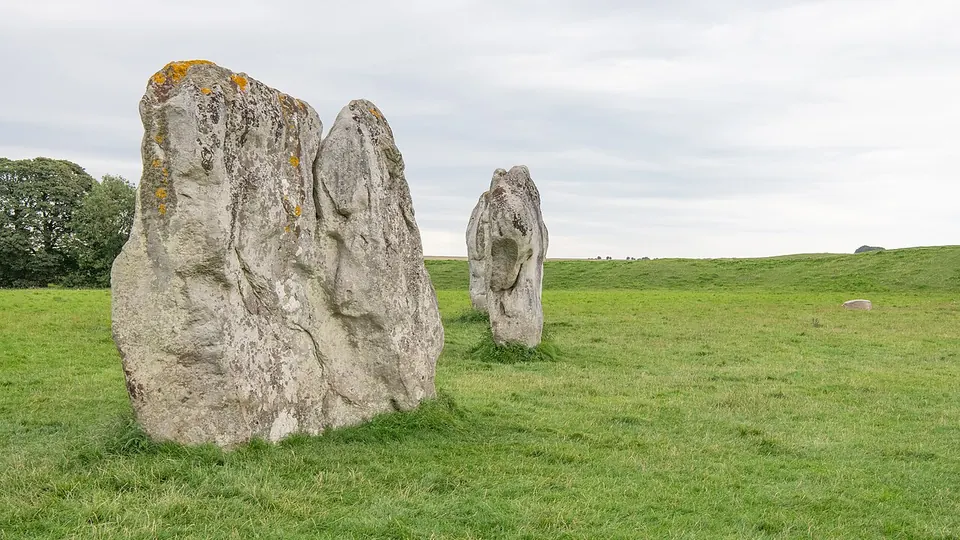 Avebury destination photo: Avebury, Avebury Henge, Outer Stone Circle, North-east sector Wiltshire 1015546 20230817 0115