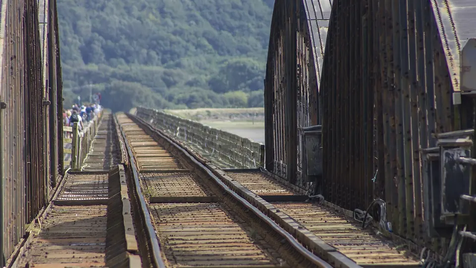 Barmouth destination photo: Barmouth Bridge (28629275554)