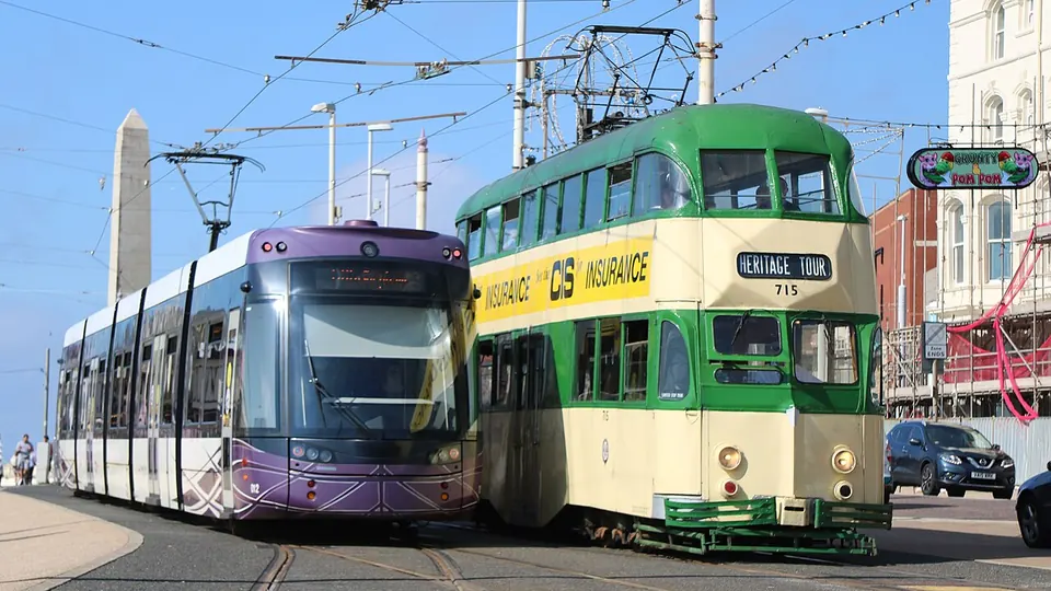 Blackpool destination photo: Vehicles in the United Kingdom 52