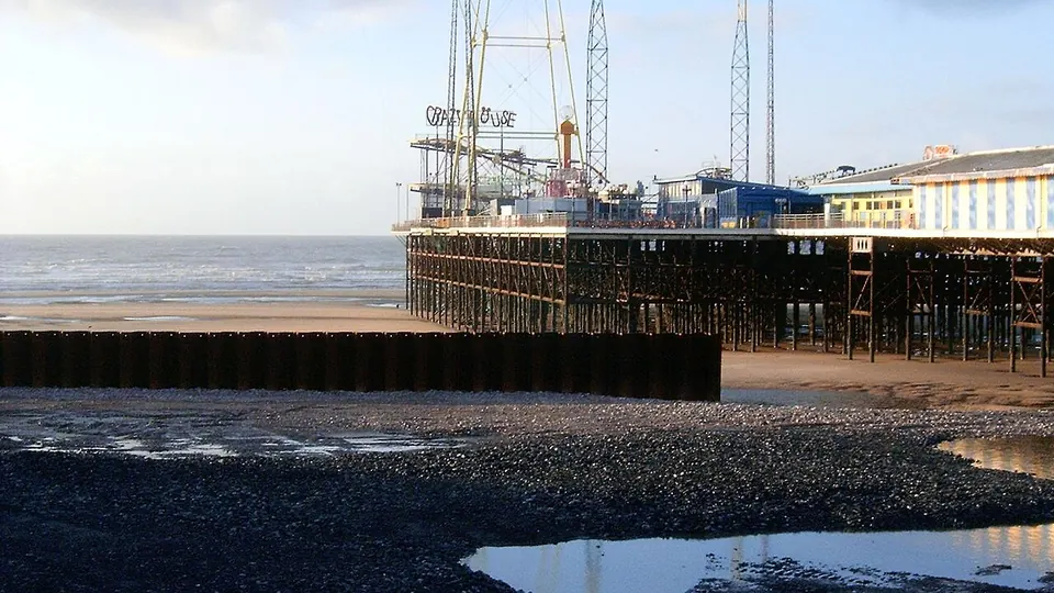 Blackpool destination photo: Blackpool south pier