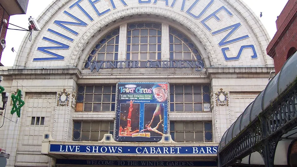 Blackpool destination photo: BlackpoolWinGar