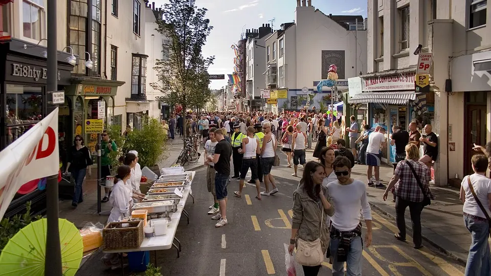 Brighton destination photo: Brighton Pride Party (6053677769)