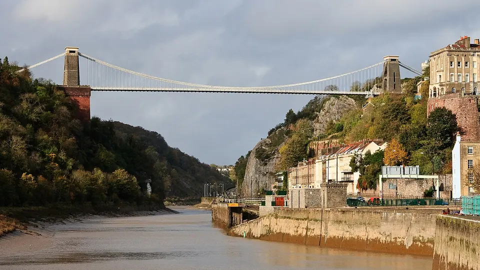 Bristol destination photo: Clifton Suspension Bridge-9350