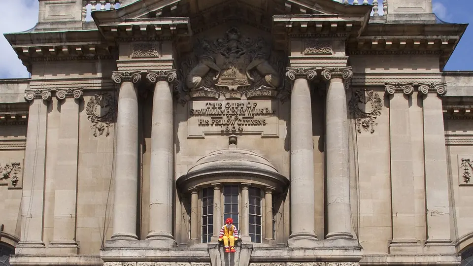 Bristol destination photo: Bristol art gallery and museum 2 (3763133570)