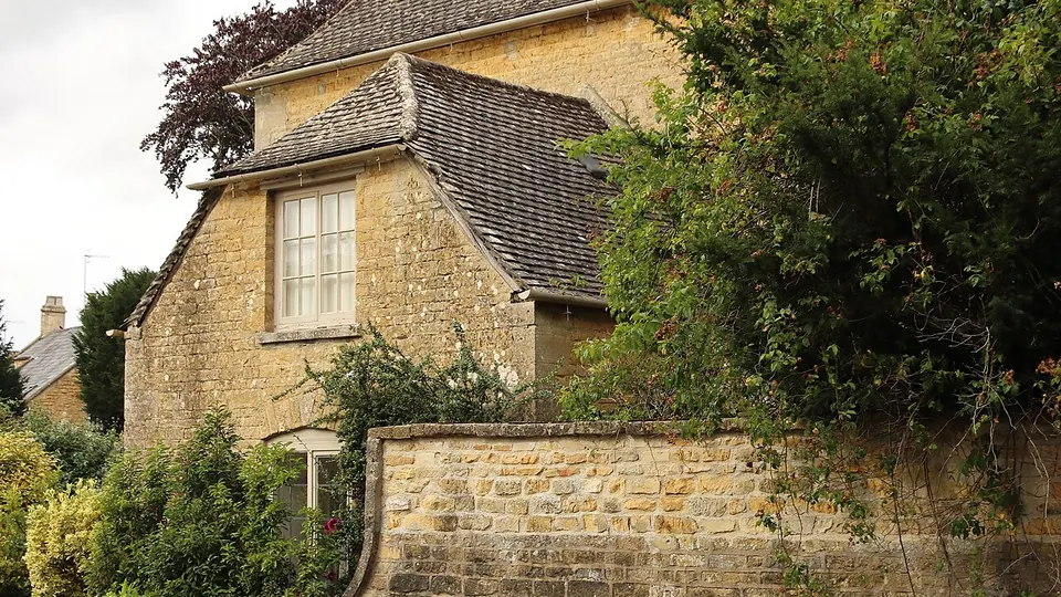 Cotswolds and Bourton-on-the-Water destination photo: Bourton-on-the-Water (Cotswolds) 09