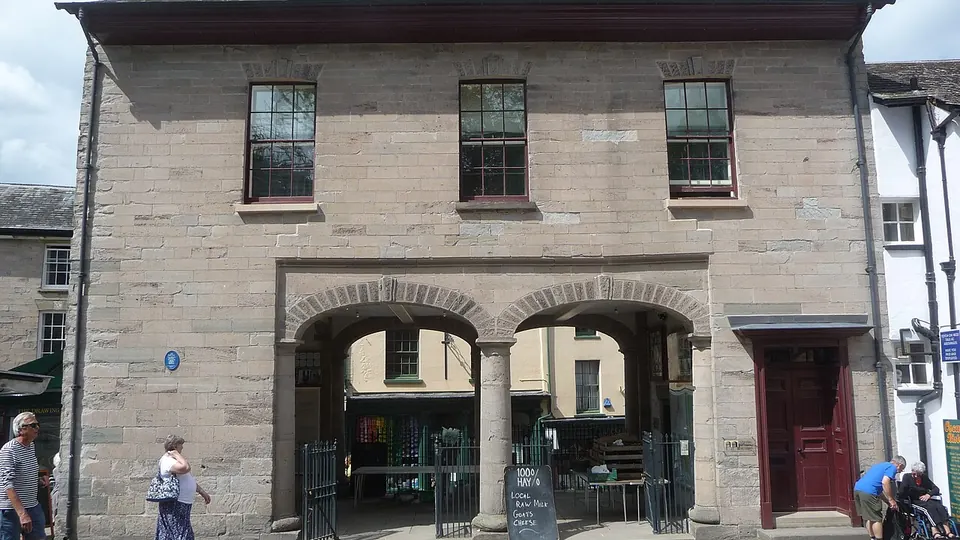 Hay-on-Wye destination photo: Market Hall, Hay-on-Wye