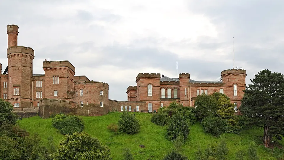 Inverness and the Scottish Highlands destination photo: 001 - inverness castle