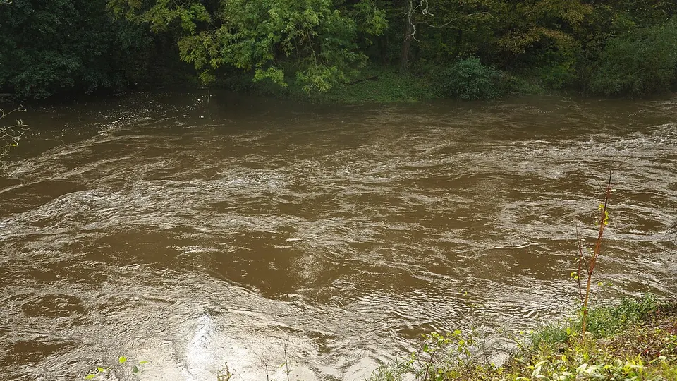 Ironbridge Gorge destination photo: River Severn at Ironbridge (8547)