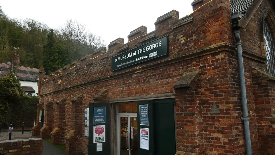 Ironbridge Gorge destination photo: Museum entrance, Museum of the Gorge, Ironbridge