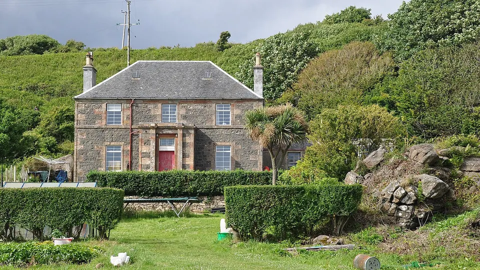 Isle of Arran destination photo: Scotland, Isle of Arran, Kildonan, former Free Church Manse